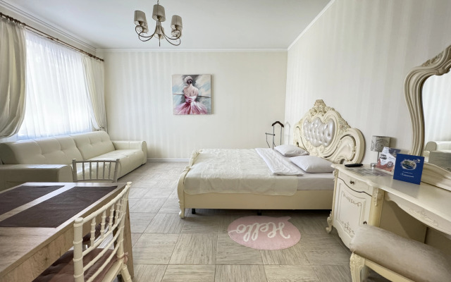 Lebediny Guest House