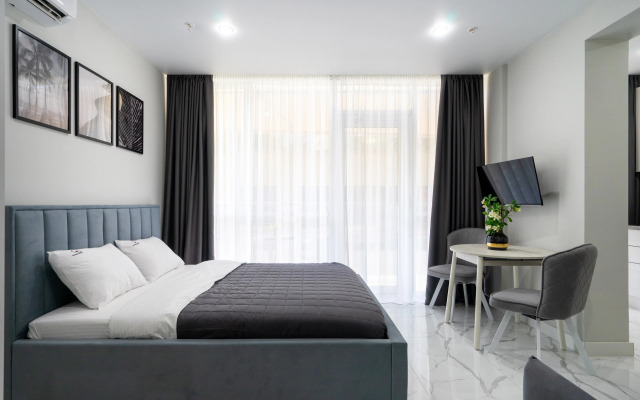 Orange Apart V Tsentre Sochi Na Navaginskoy Apartments