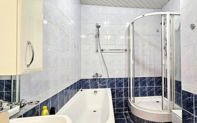 Dobry Dom ryadom s Tsvetnym Bulvarom Apartments