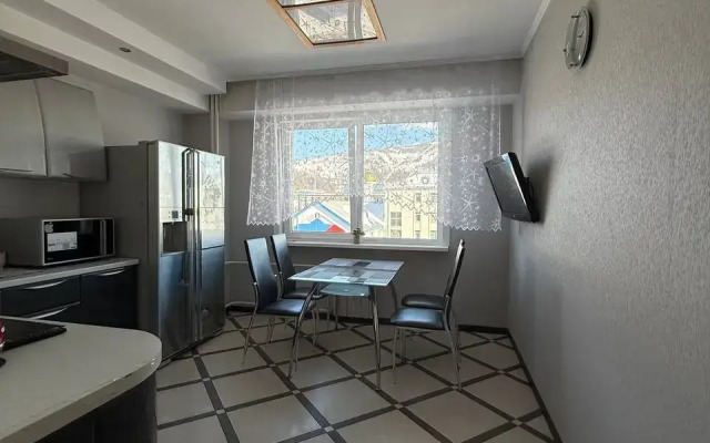 Квартира Просторная в районе Горного Воздуха