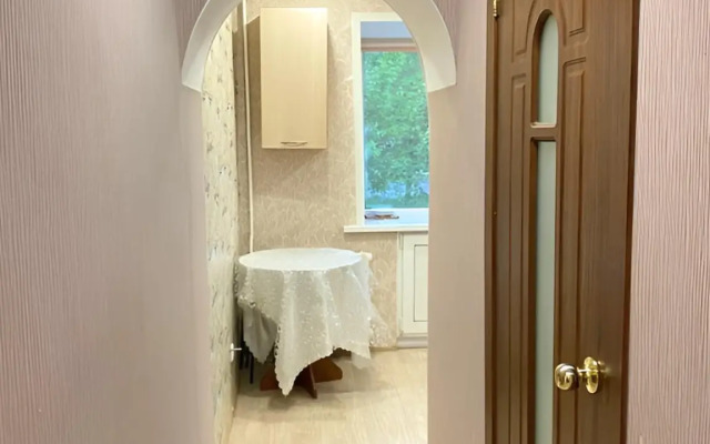 Квартира Двухкомнатная Химиков 15