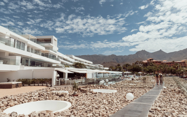 Hotel Baobab Suites