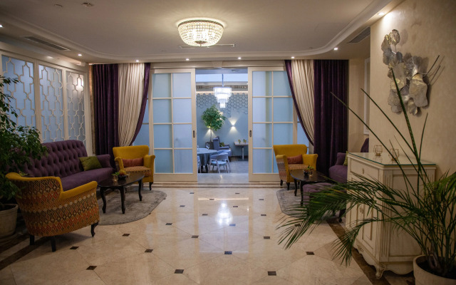 Grace El Paraiso Hotel