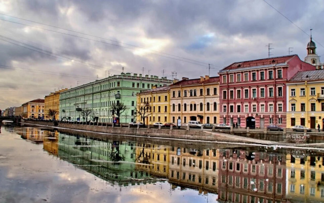 Na Fontanke DereMRents Apartments