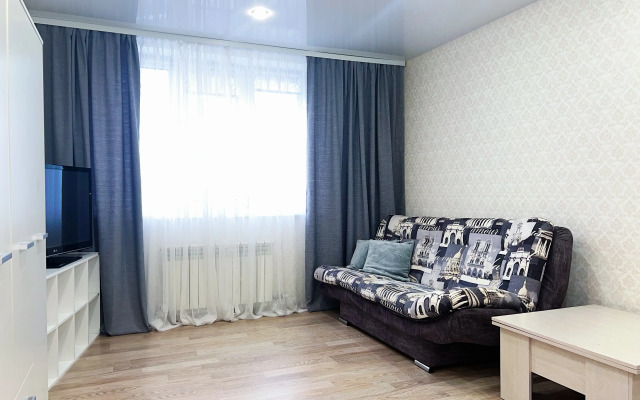 Апартаменты на Окской Набережной 7