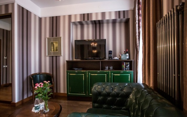 Отель Мартин