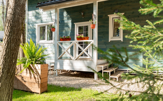 Tiffani Delyuks Guest House