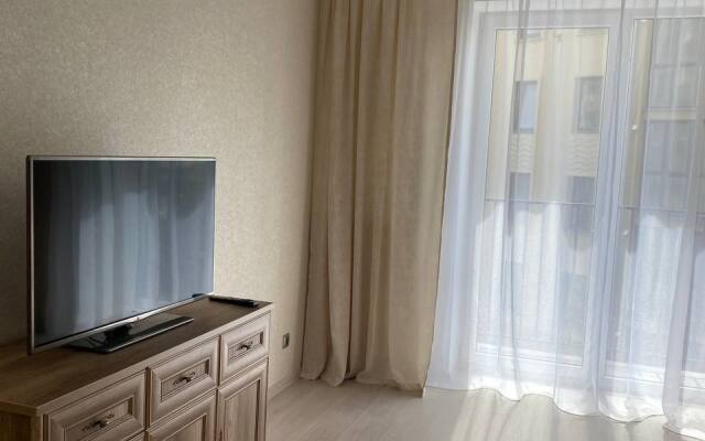 Na Avtomobilistov Flat
