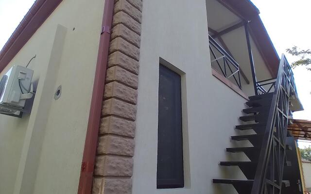 Gostevye 2 Apartments