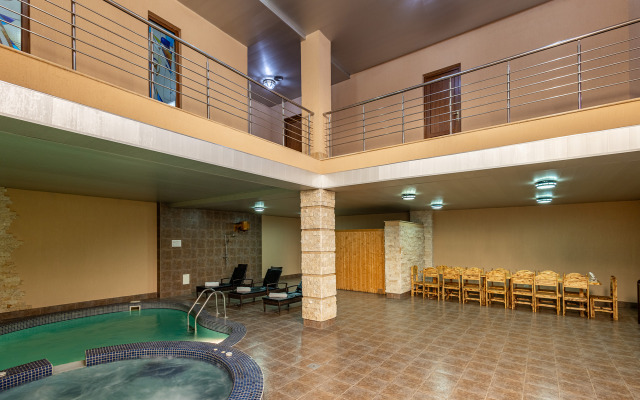La Defense Yerevan Hotel