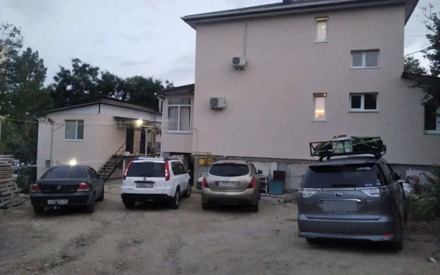 Na Gromova, 19 2 Flat
