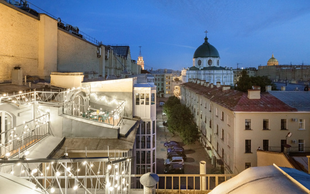 Апартаменты двухуровневые Benua 170 кв.м с Тремя Террасами Напротив Русского Музея