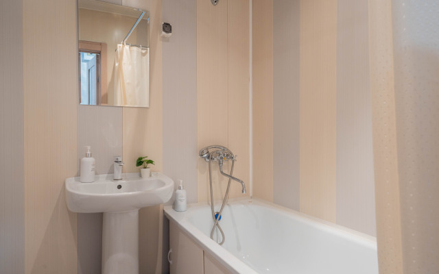 Domigo U Lesa I Botanicheskogo Sada Flat