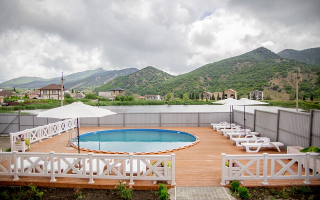 La Fiesta Veseloye Guest house