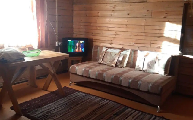 Частный дом Уютный в центре Байкальска