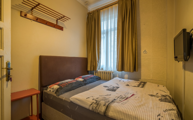 Erenler Hostel