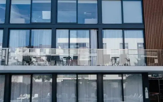 Na Ulitse Molodogvardeyskaya 2/64 Apartments