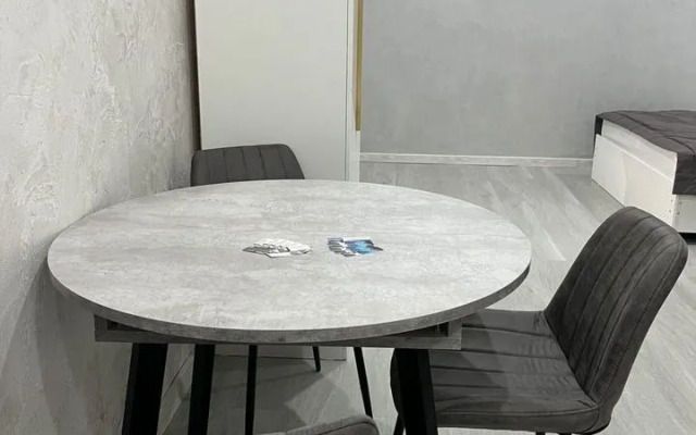 Апартаменты на Светлой 18 (103)