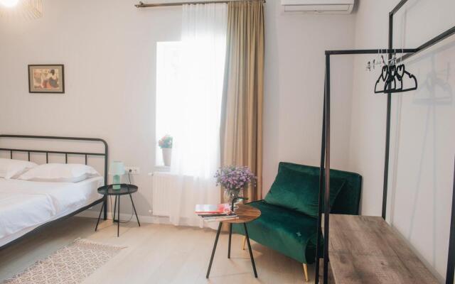 Homey Tbilisi Mini-Hotel