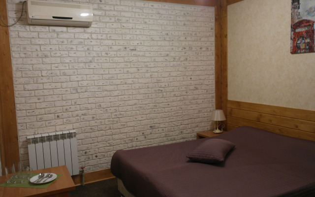 Отель Дронго