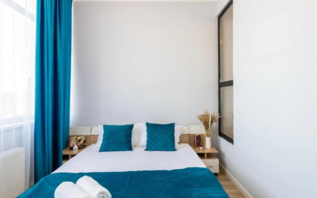 Tsentr Levogo Berega Apartments