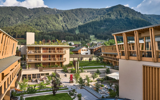 Falkensteiner Hotel Kronplatz - The Leading Hotels of the World