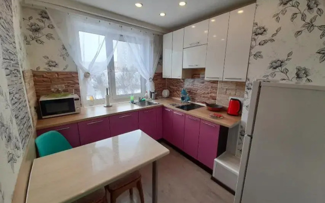 Квартира двухкомнатная с красивым видом и балконом в Октябрьском районе