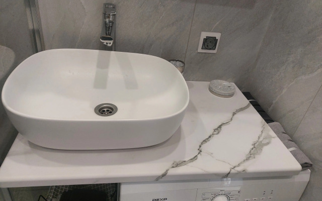 Novaya Yevrodvushka S Konditsionerom Flat