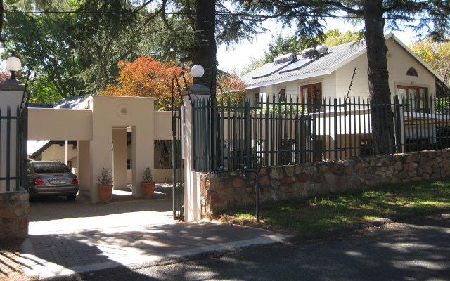 Craighall Executive Suites Guest House