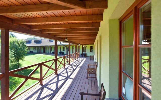 Gostar Hotel