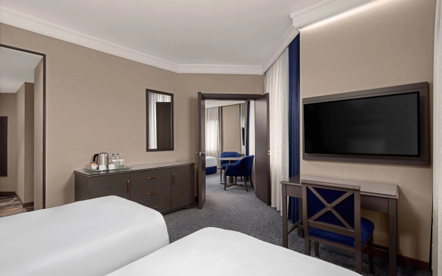 Grand Cevahir Hotel & Convention Center