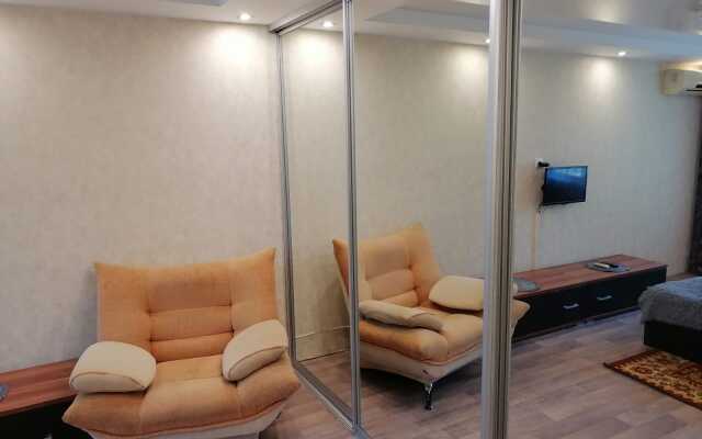 V Tikhom Meste Flat