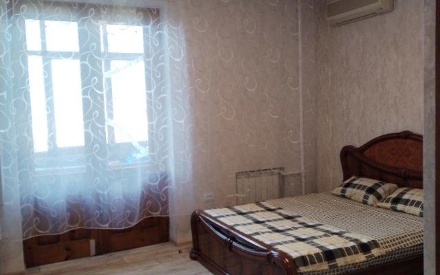 3 Komnatnaya Kvartira Na Allee Geroyev 2 Apartments
