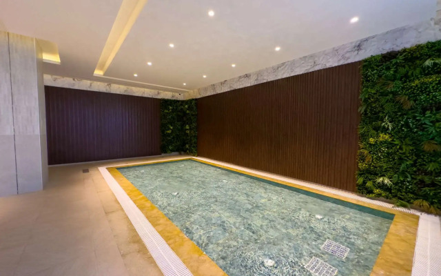Qoople Azura World S 16 Apartments
