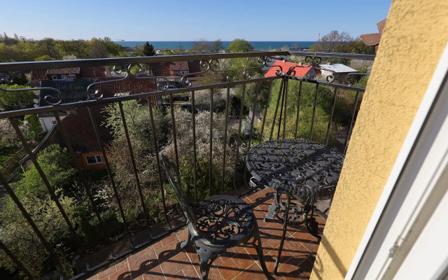 Baltic Apart & Naberezhnaya Provence Apartments