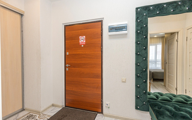 Квартира рядом с теннисным кортом и парком Сибирь House