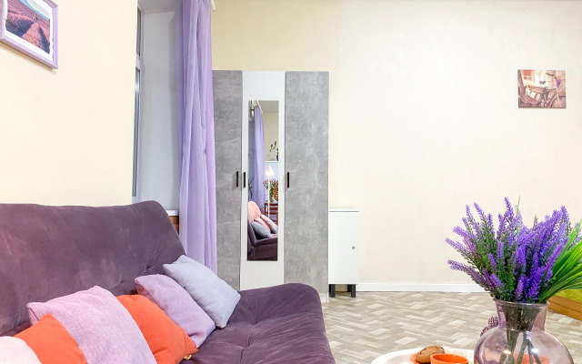 Happiness Live in the center of Sevastopol Apartment