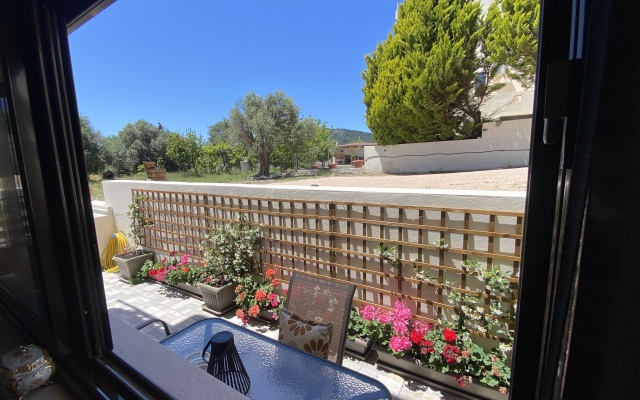 Casa Terra the most quiet hillside area near the airport & beach Apartments