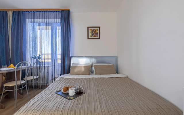 Квартира Живи в Песочном на Садовой 81