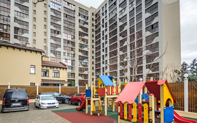 Roz Del Mar Apartments