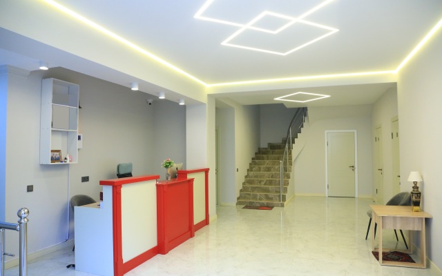 Отель Адмирал