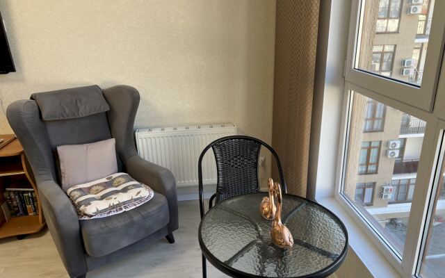 270 Suvorova 27k1 Apartments