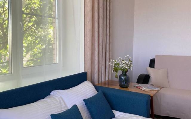 Апартаменты у Метро Светлый Мир