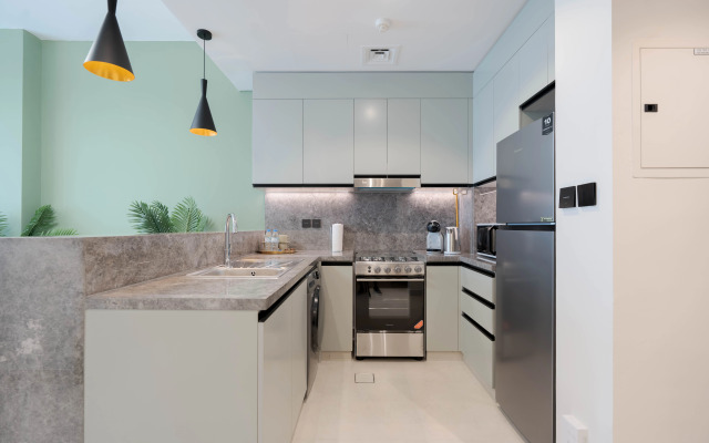 Apartment KeyRock Golf Gate | Relax & Unwind: Pool & Sauna