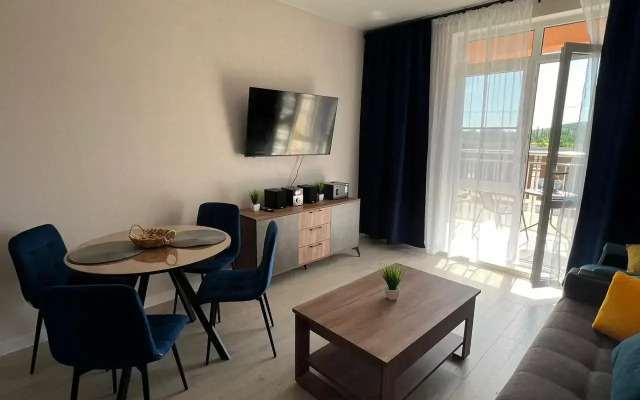 Квартира с Бассейном в ЖК Кипарис 2