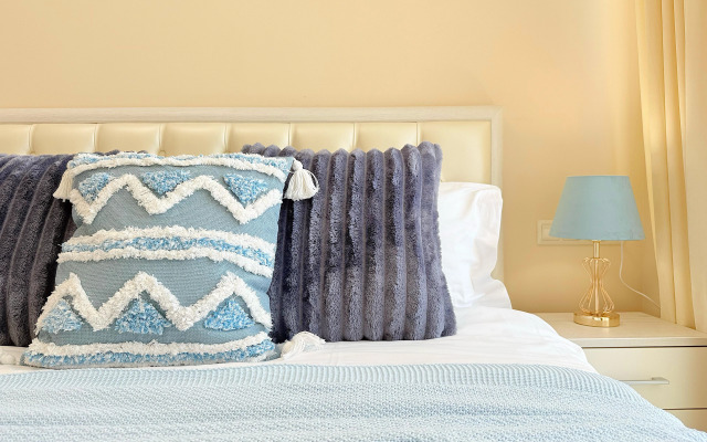 Апартаменты Акваделюкс с видом на бассейн и море N1036a