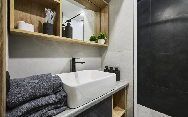 Апартаменты современные на Нагатинской WowApart