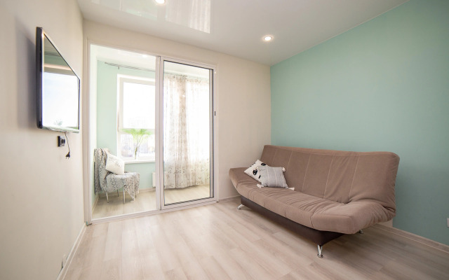 Евро-двухкомнатная квартира BeGuest на Чкалова 18