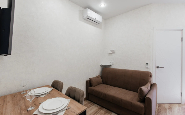Red Apartments Art Layt Shanel Apartments