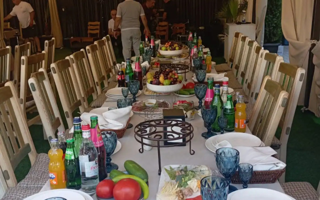 Ketrin Hotel Restaurant
